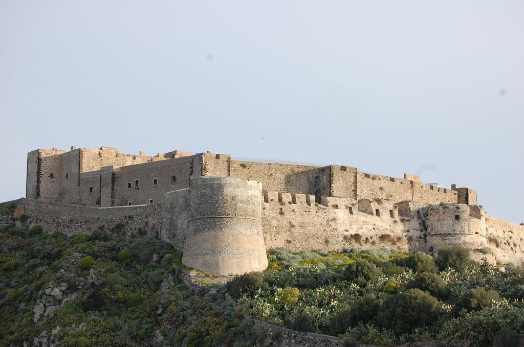 Castello Di Sotto Panzió Milazzo Szoba fotó